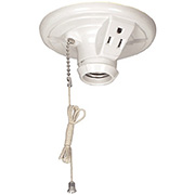 Pullchain Porc Lamp Hold W/Outle